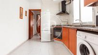 Kitchen of Flat for sale in  Valencia Capital  with Air Conditioner, Heating and Balcony