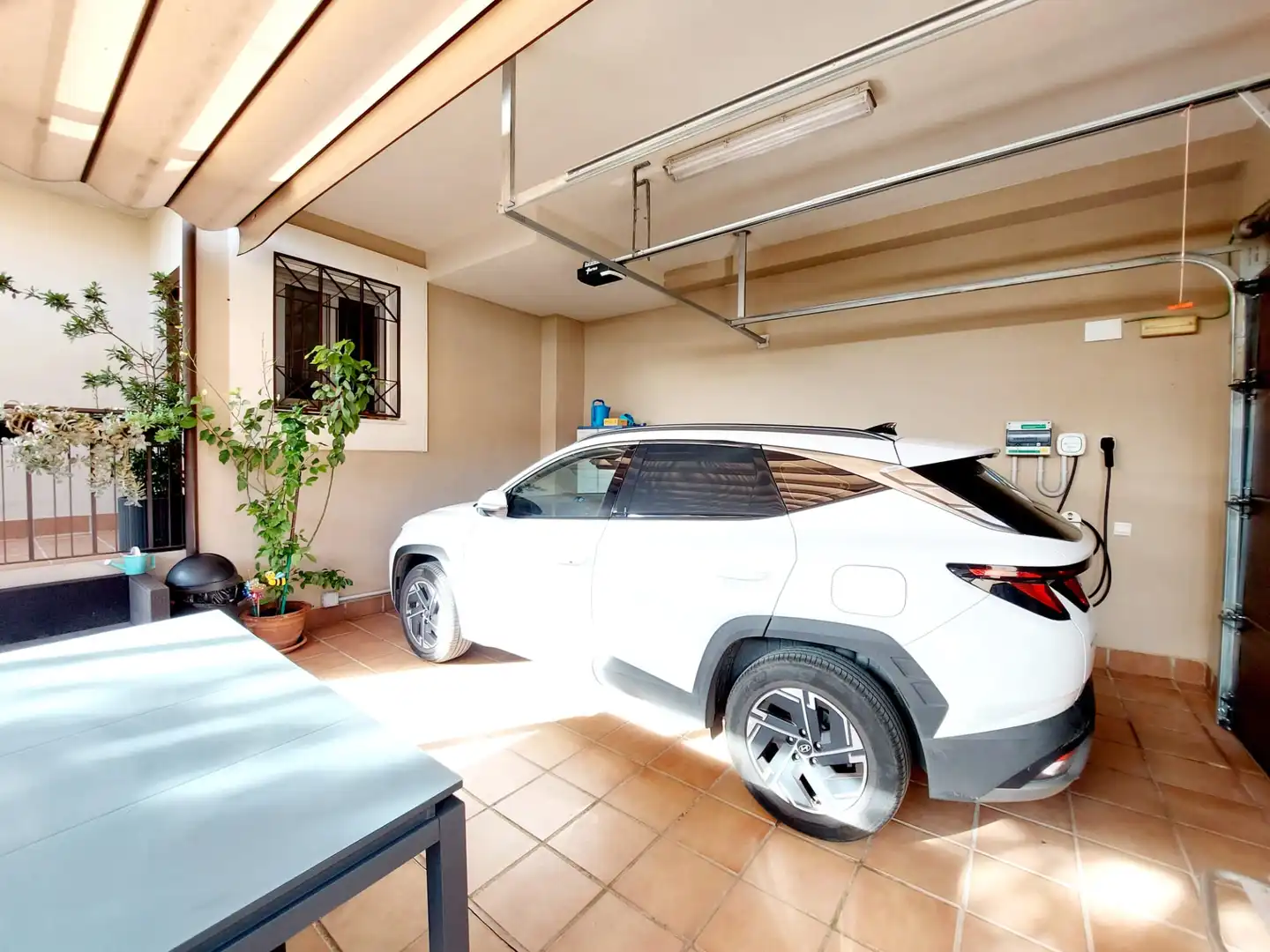 Parking de Casa adosada en venta en Córdoba con Aire acondicionado, Calefacción y Terraza