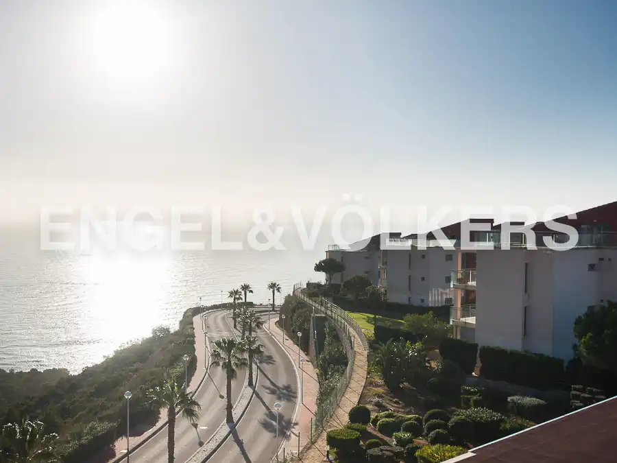 Vista exterior de Àtic de lloguer en Oropesa del Mar / Orpesa amb Aire condicionat, Calefacció i Terrassa