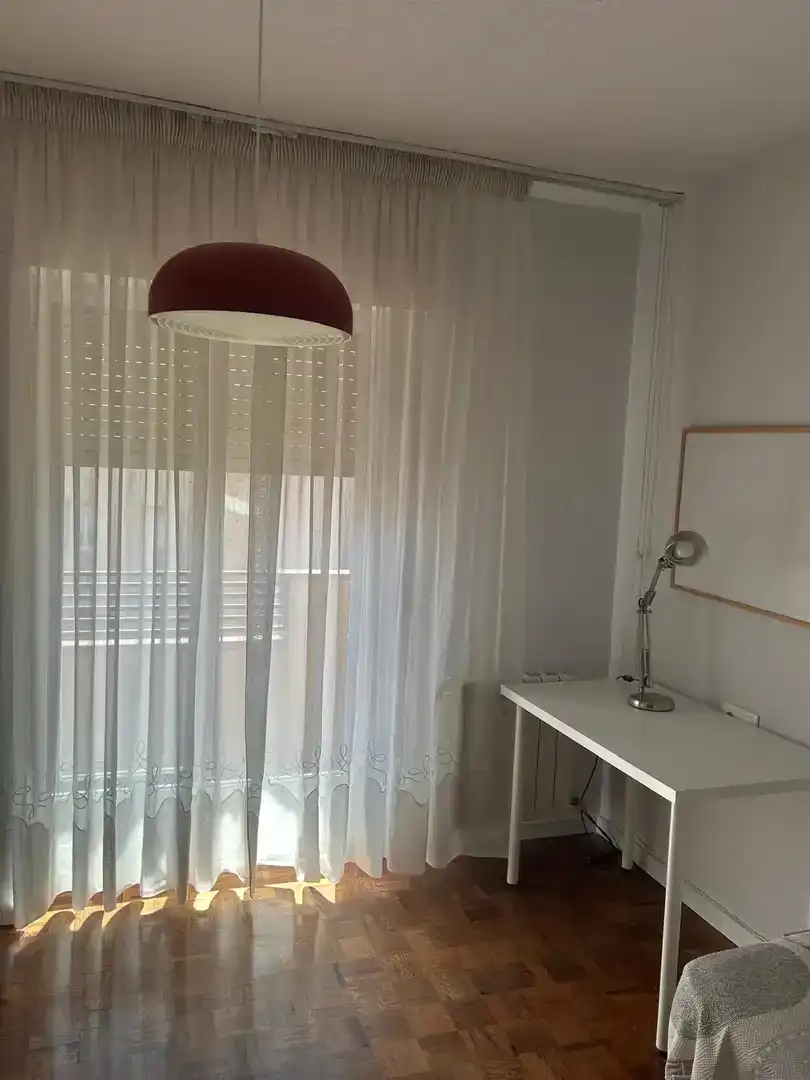 Schlafzimmer von Wohnung zur Miete in Ávila Capital mit Balkon