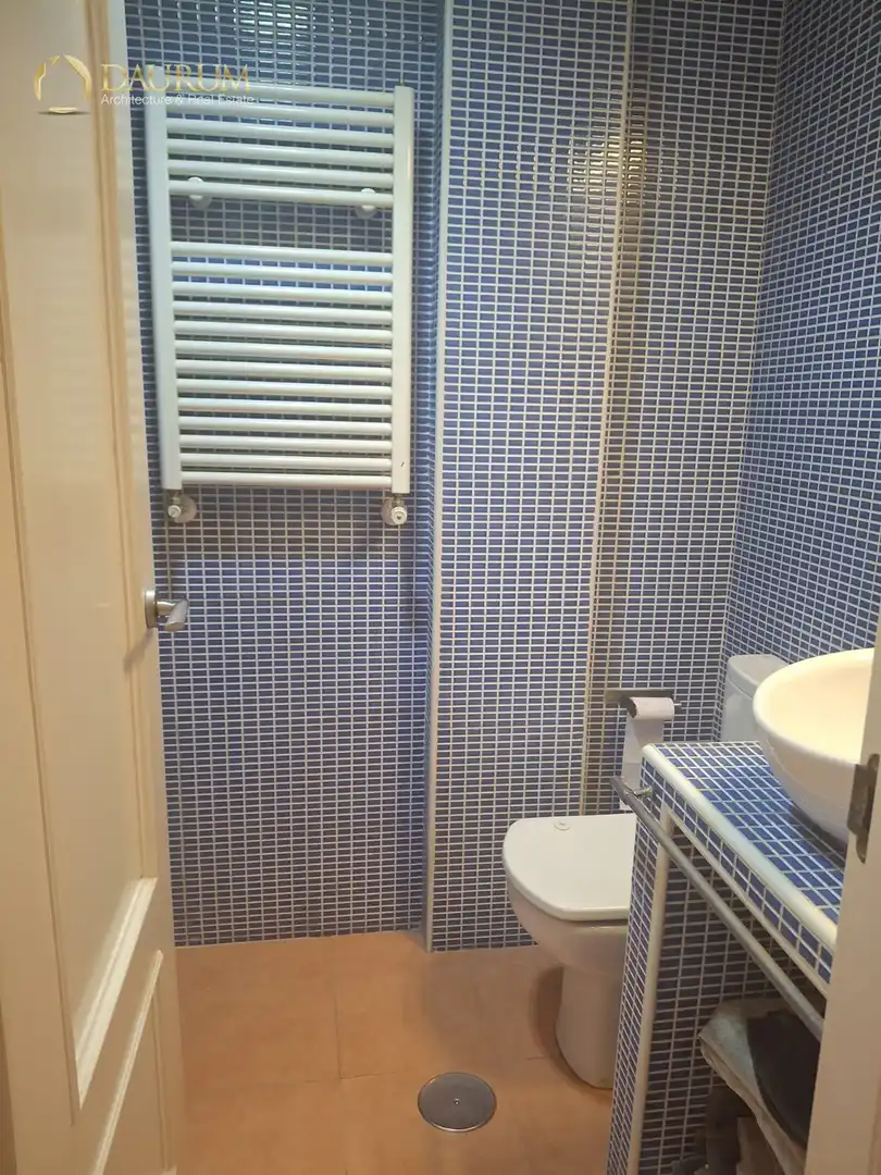 Bany de Pis en venda en San Sebastián de los Reyes amb Aire condicionat, Calefacció i Terrassa