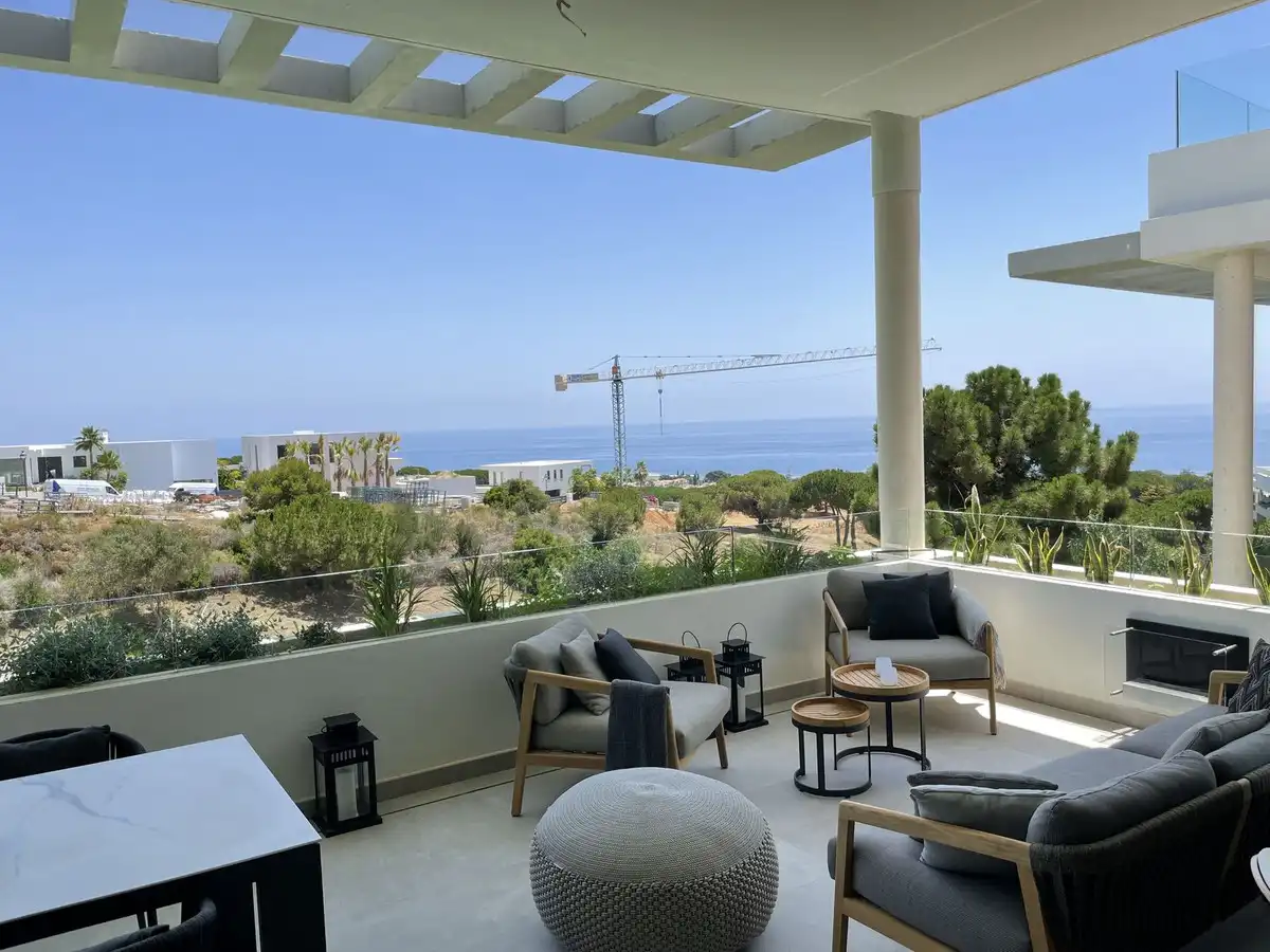 Adossat amb piscina en venda a Marbella - Marbella,Cabopino,Avenida de los Alisos