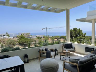 Adossat amb piscina en venda a Marbella - Marbella,Cabopino,Avenida de los Alisos
