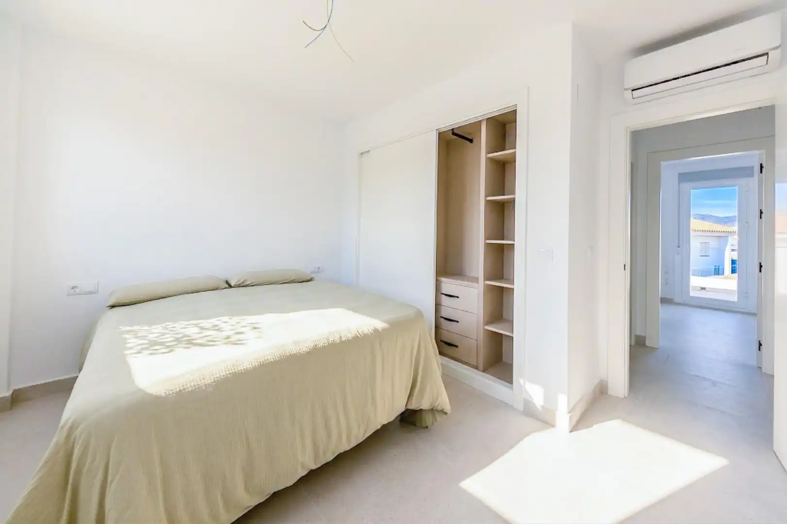 Casa adosada en venta en Manilva Pueblo