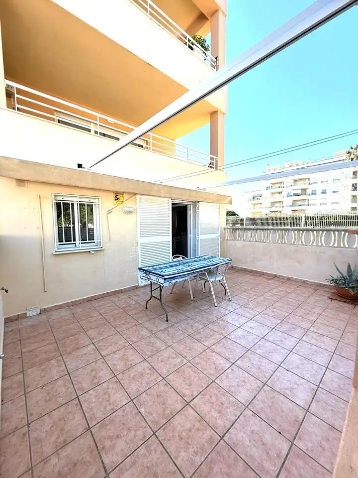 Terraza de Planta baja en venta en Oliva con Terraza
