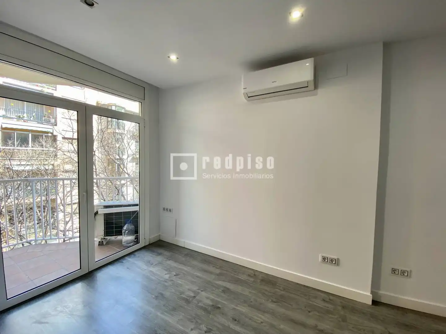 Habitación de Piso en venta en Barcelona con Terraza