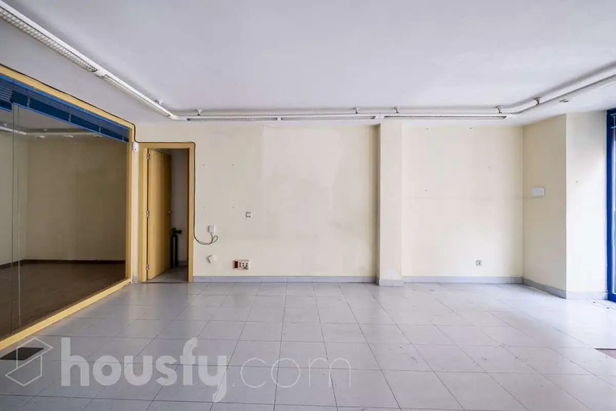 Local comercial en venda a Carrer de Mossèn Andreu ., imagen 4