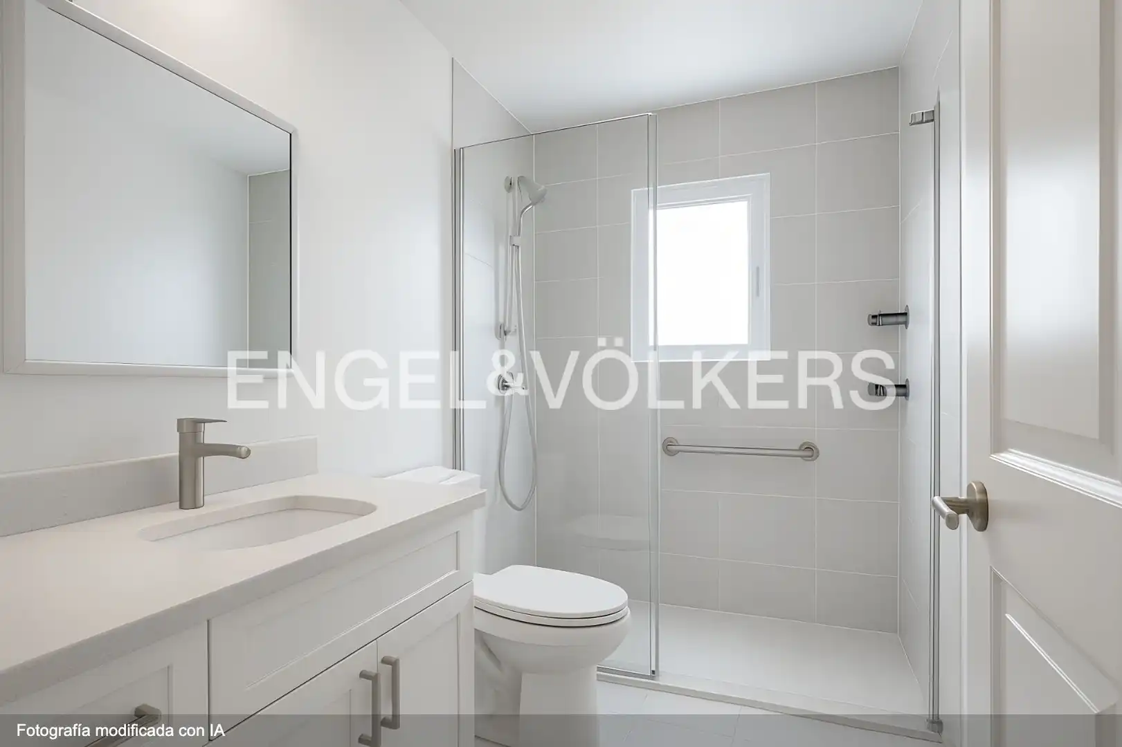 Bathroom of Houses for sale in Sevilla  with Heating, Private garden and Terrace