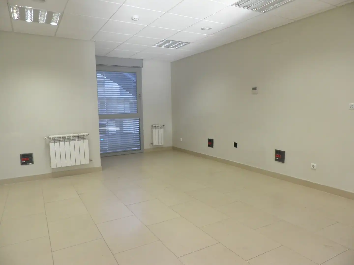 Oficina en venta en N/A, Camino de Ronda