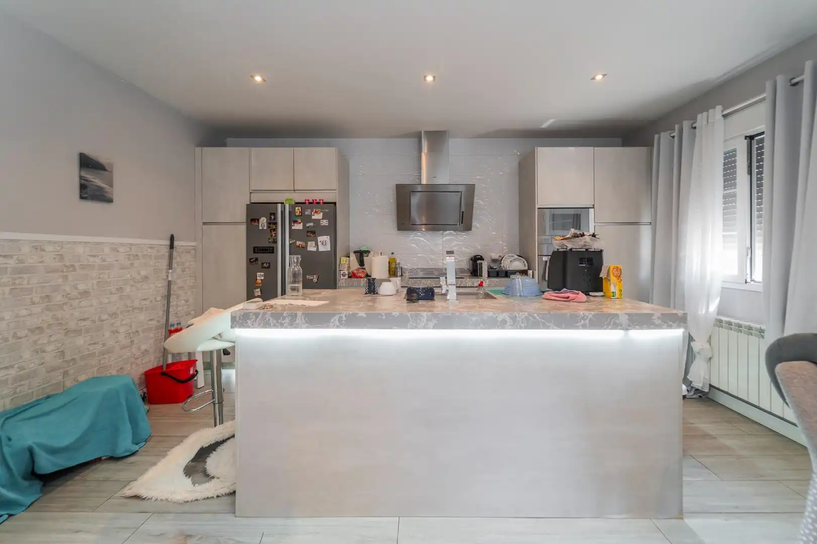 Cocina de Casa o chalet en venta en Olías del Rey con Aire acondicionado, Calefacción y Jardín privado