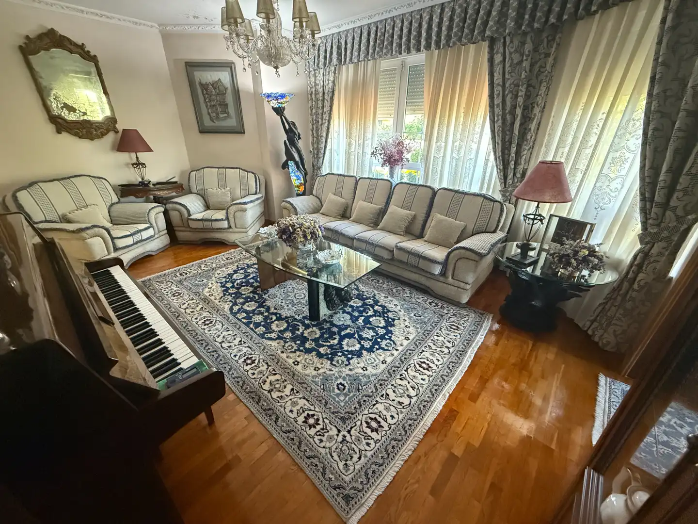 Sala de estar de Casa o chalet en venta en Castrillón con Calefacción, Jardín privado y Piscina