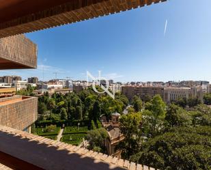 Vista exterior de Pis en venda en  Valencia Capital amb Aire condicionat, Terrassa i Balcó