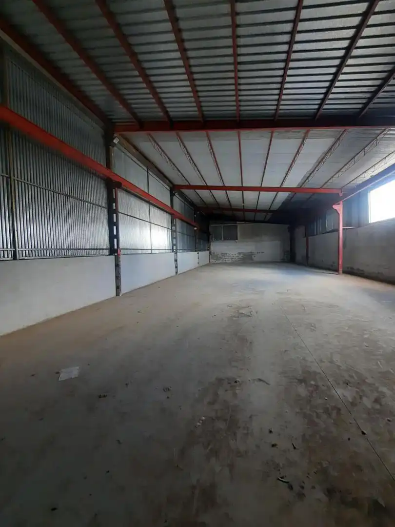 Nave industrial en alquiler en Pedanías Centro, imagen 3