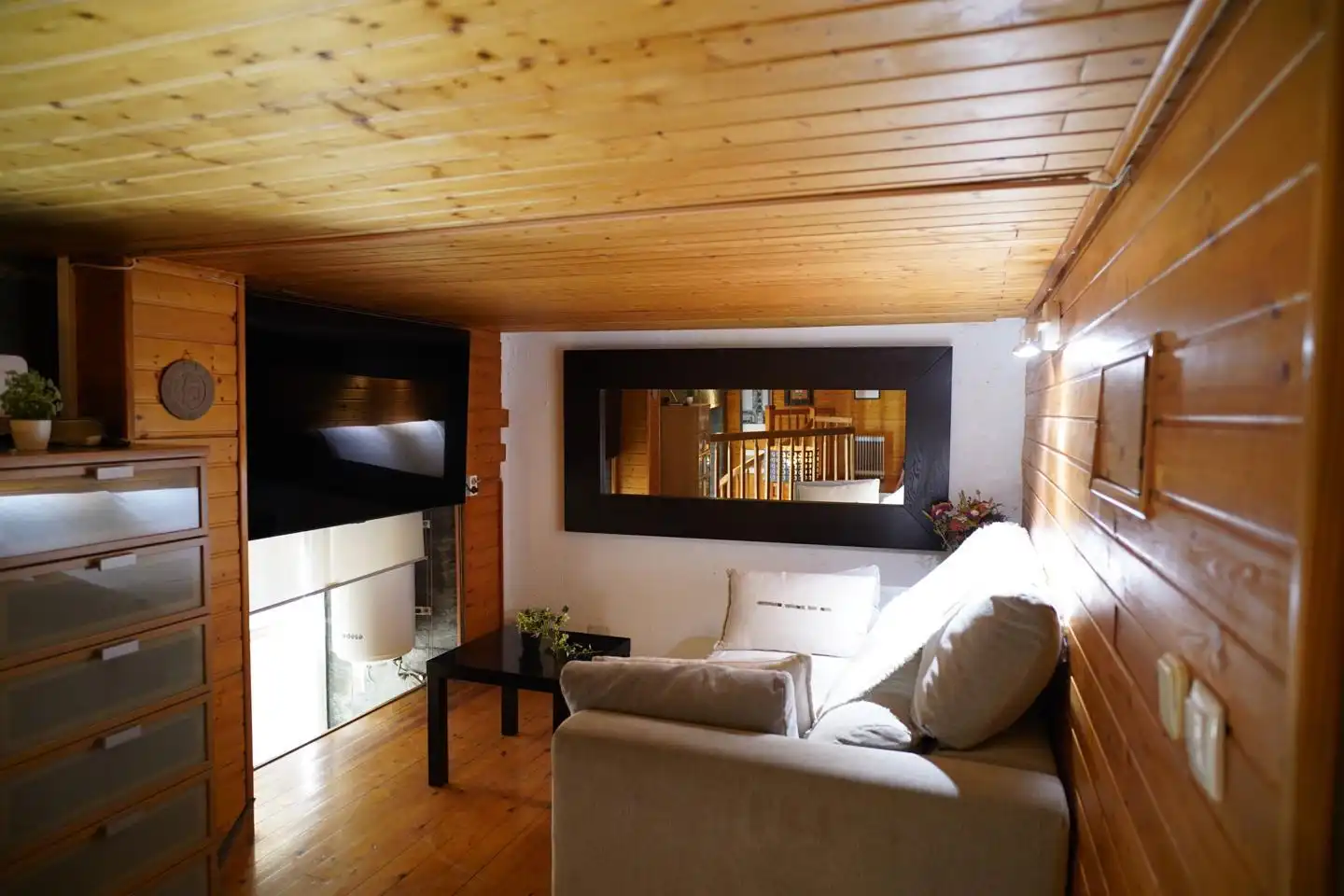 Living room of Ground floor for rent in Madrid  with Air Conditioner, Heating and Parquet flooring