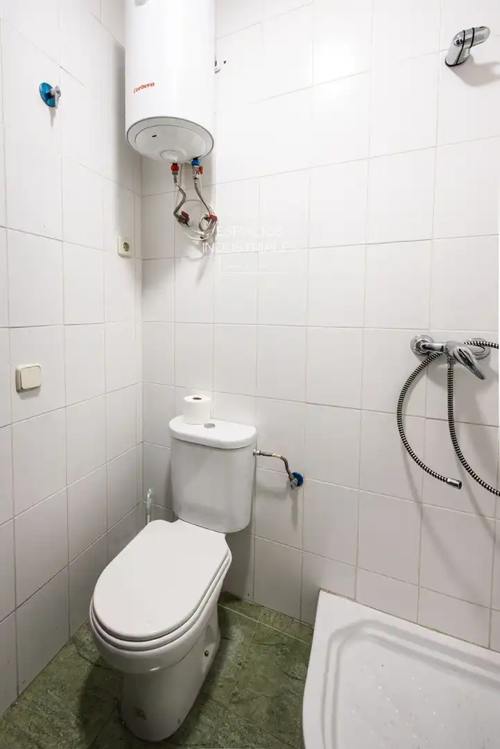 Baño de Nave industrial en venta en Mejorada del Campo