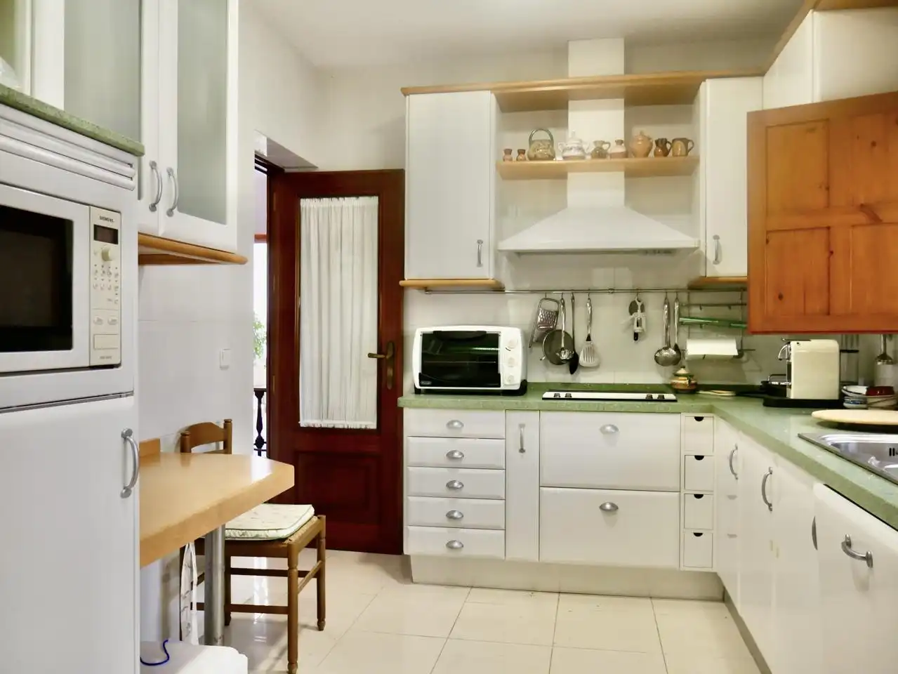 Casa o xalet en venda a Jacinto Benavente, Gines