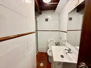 Baño de Casa o chalet en venta en Arteixo con Calefacción, Parquet y Trastero