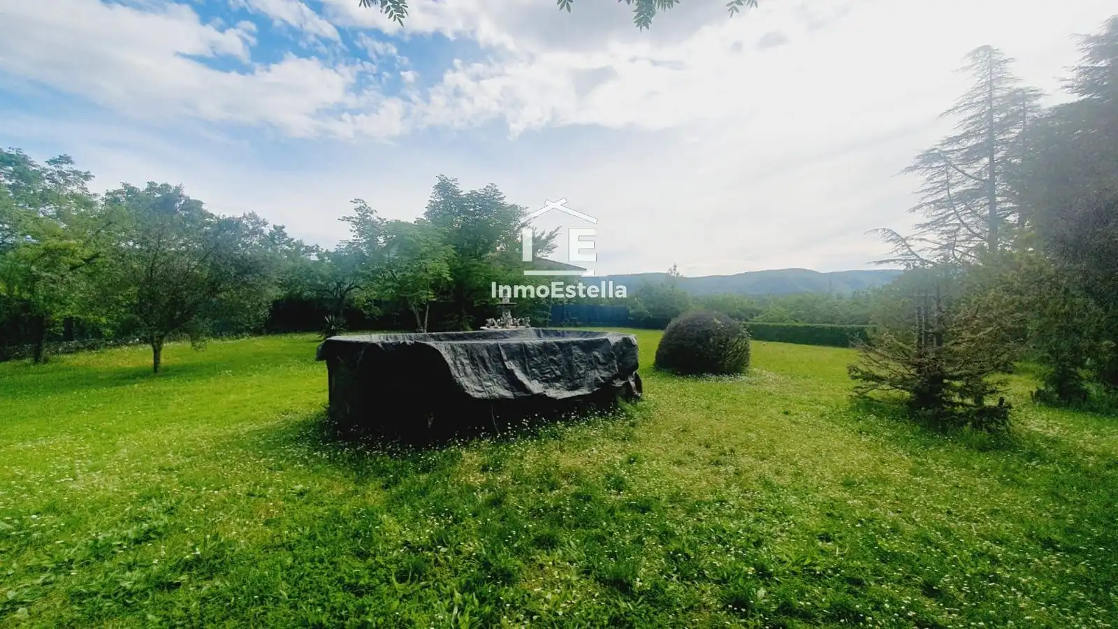 Casa o xalet en venda en Améscoa Baja amb Calefacció, Jardí privat i Terrassa