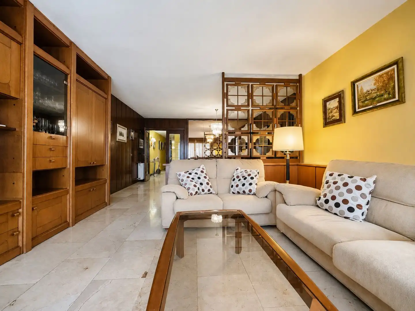Living room of Flat for sale in Figueres  with Air Conditioner, Heating and Terrace