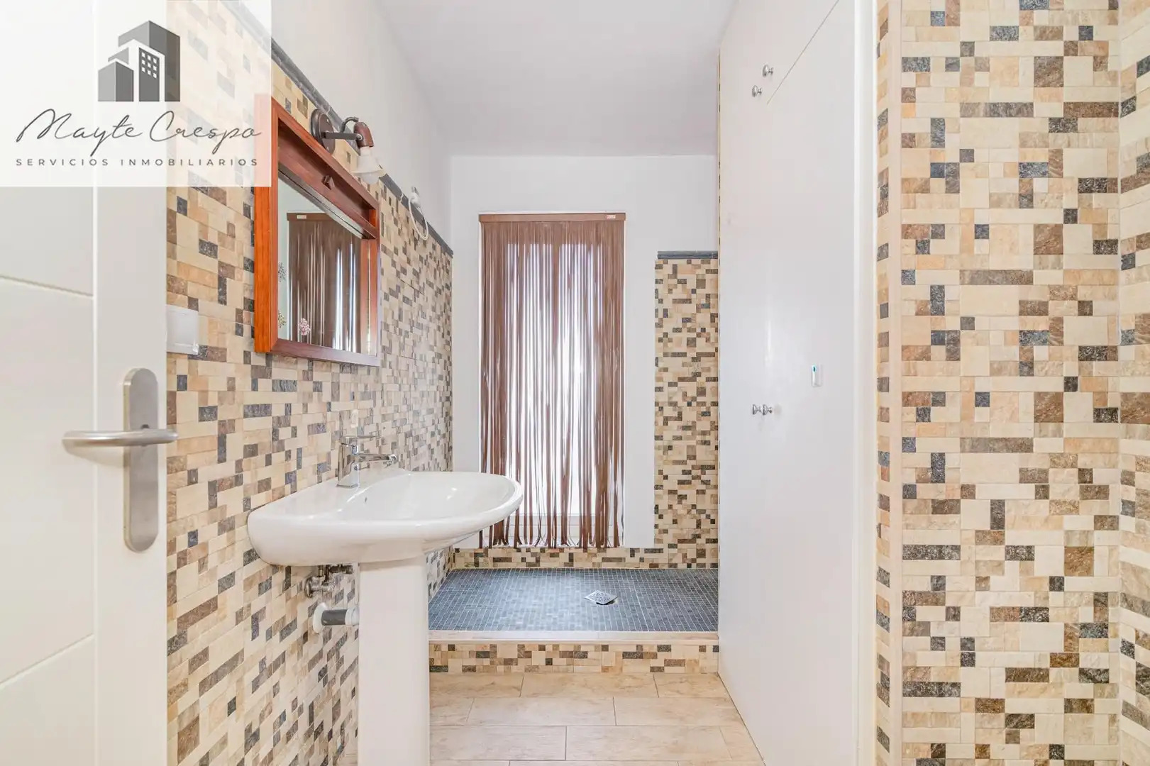 Piso con ascensor en venta en Calle Calle Arabial, imagen 17