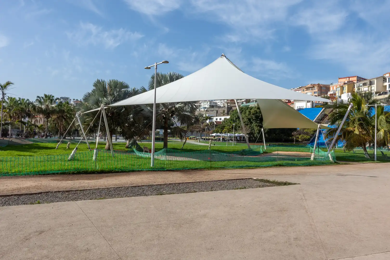 Vista exterior de Local en venta en Las Palmas de Gran Canaria