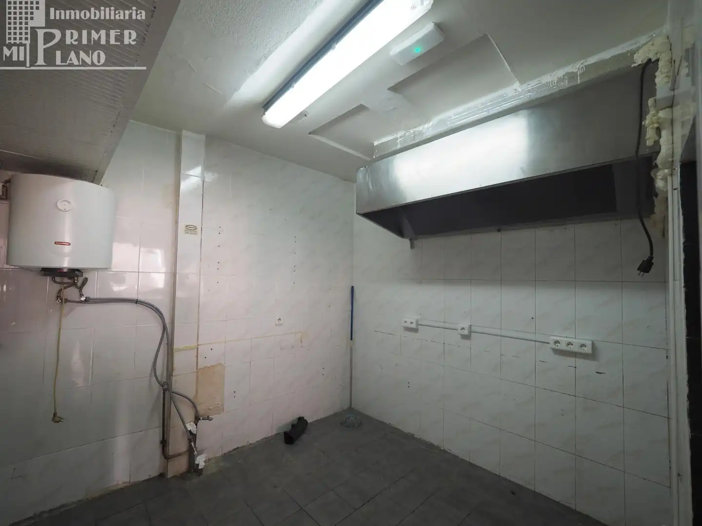 Local comercial de lloguer a Tomelloso, imagen 2