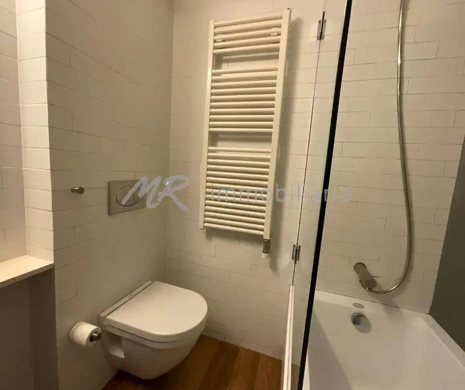 Bany de Àtic en venda en Barcelona amb Aire condicionat, Calefacció i Terrassa