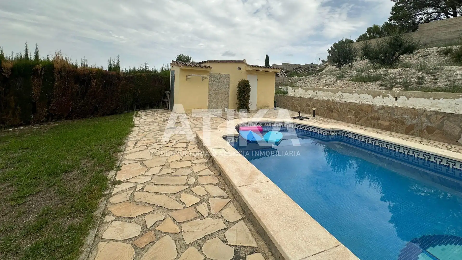 Villa con piscina in vendita a El Llombo, imagen 2