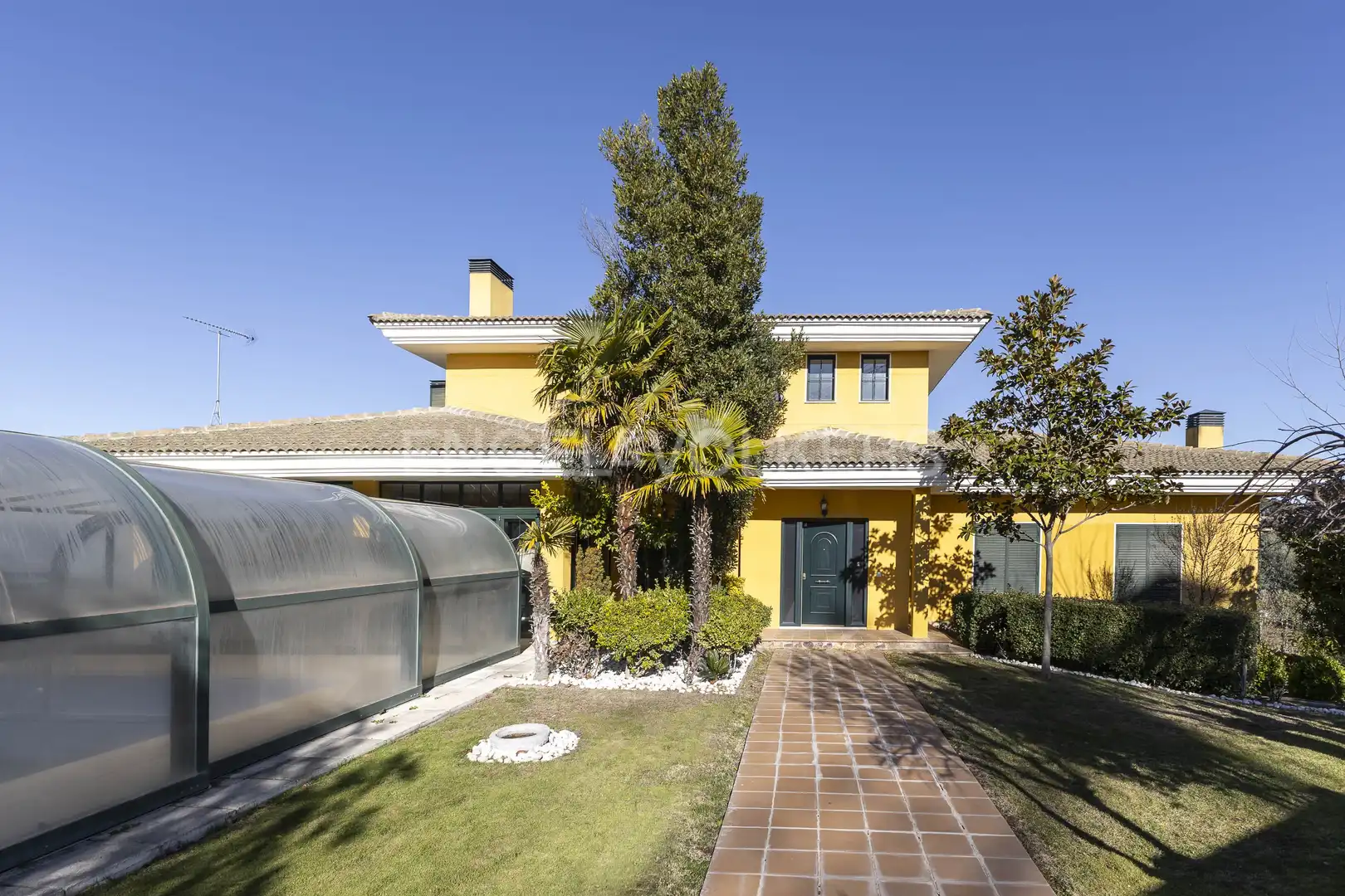 Casa amb terrassa en venda a Ciudalcampo