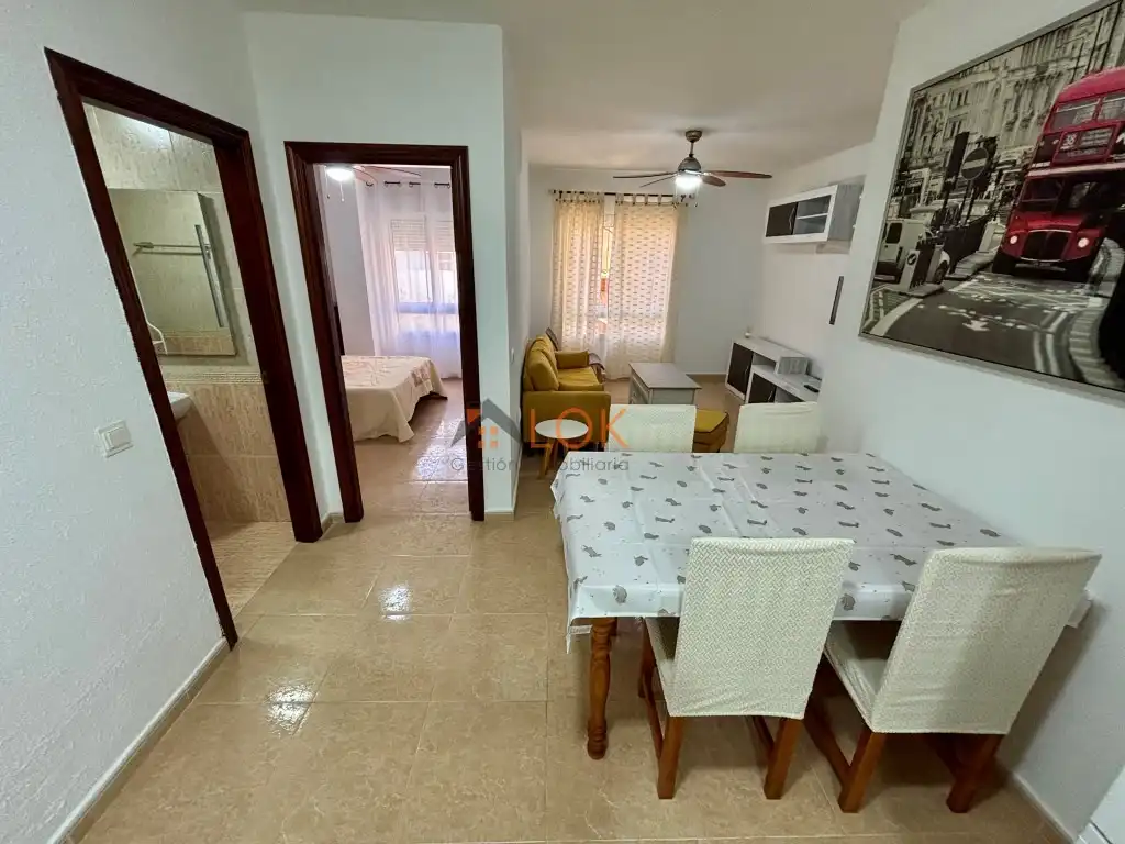 Sala de estar de Piso en venta en Rincón de la Victoria
