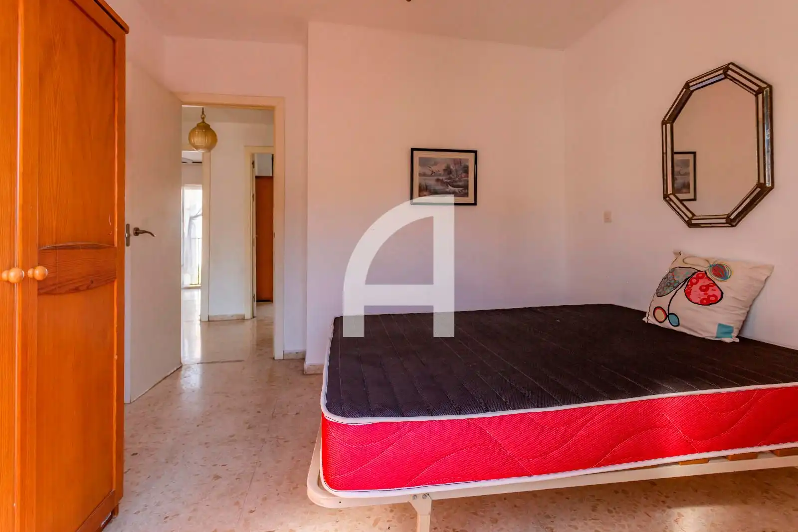 Schlafzimmer von Einfamilien-Reihenhaus zum Verkauf in Fuengirola mit Terrasse, Abstellraum und Schwimmbad