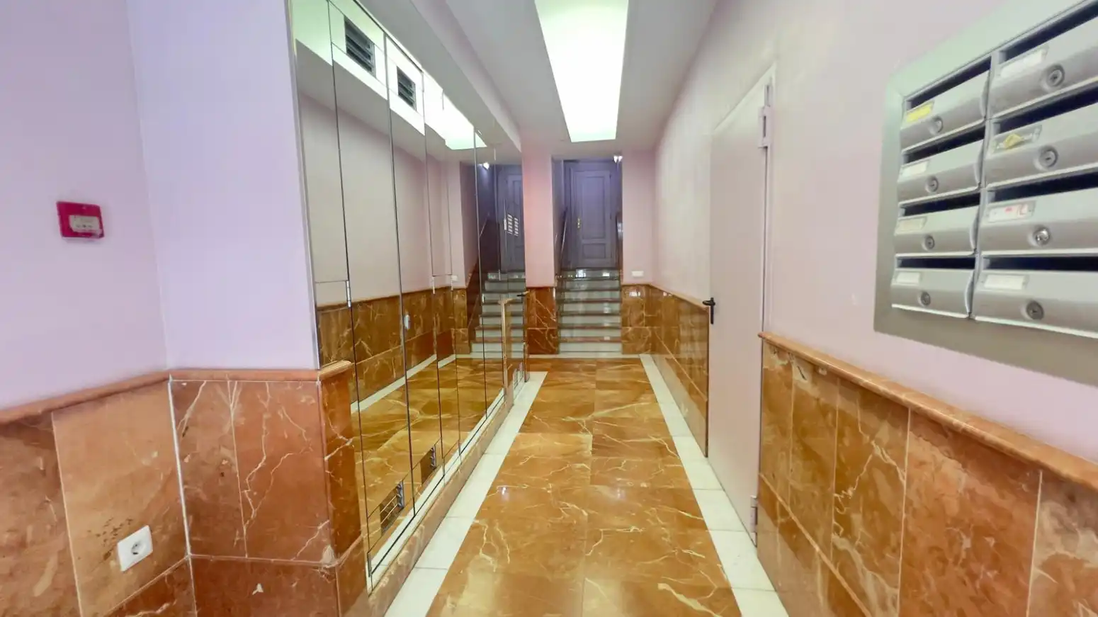 Flat for rent in Gijón   with Heating, Parquet flooring and Furnished