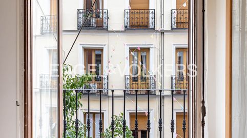 Photo 3 of Flat for rent in Universidad - Malasaña, Madrid Capital