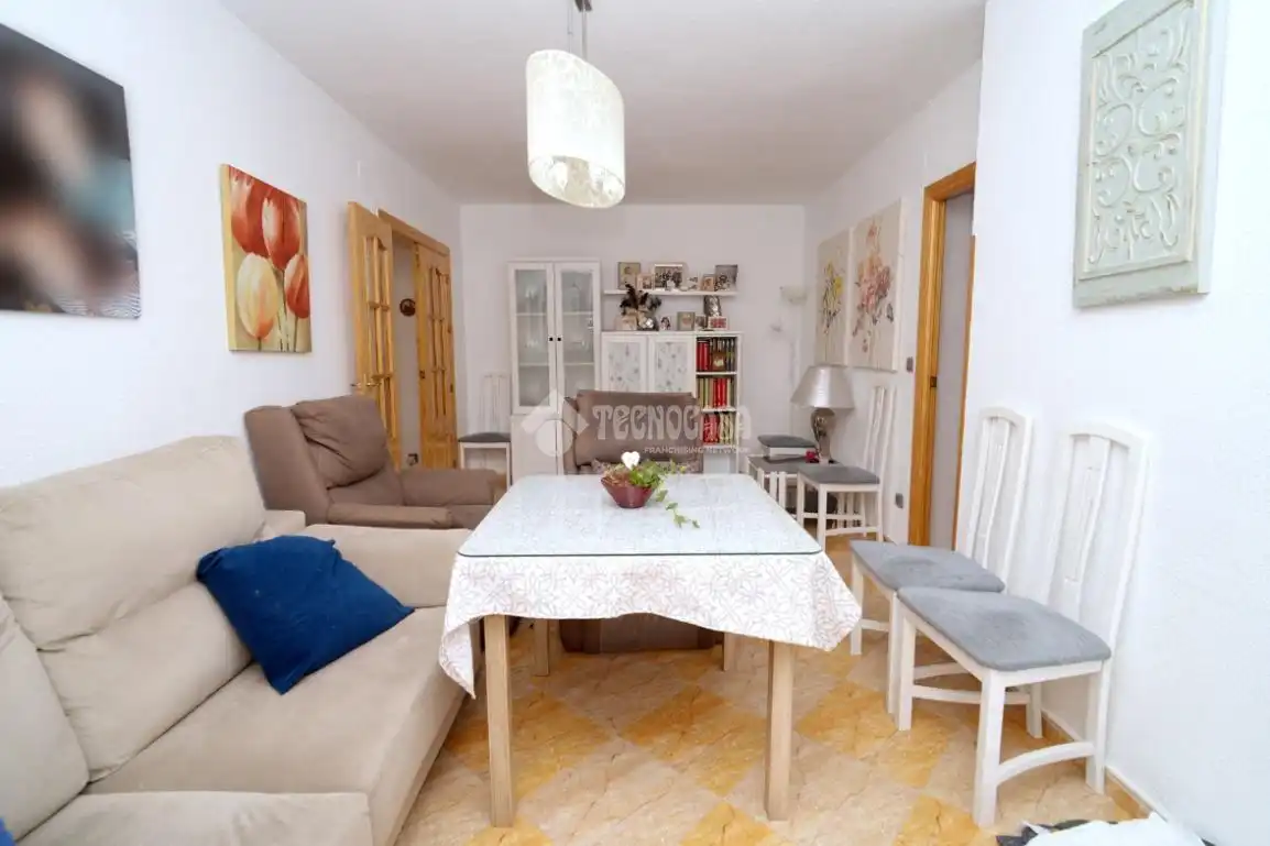 Sala de estar de Piso en venta en Linares