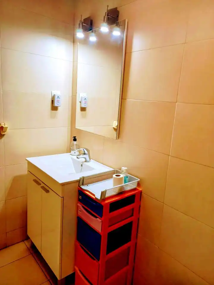 Bathroom of Flat for rent in Valencia  with Furnished