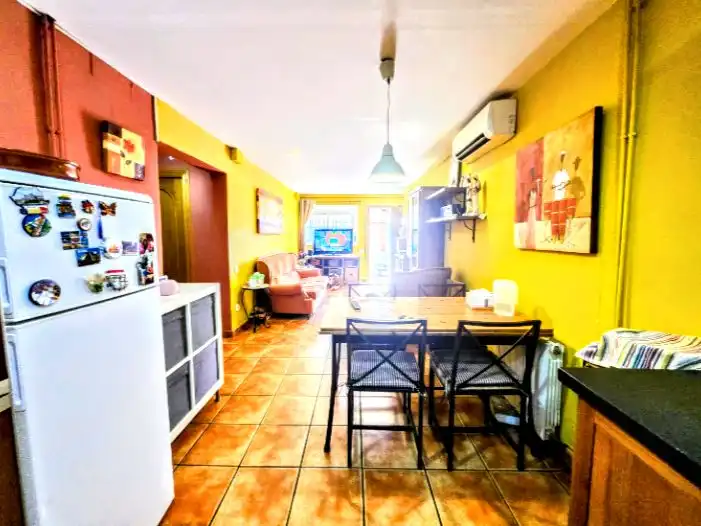 Casa a schiera con giardino in vendita a Carrer de Sibiuda 5, imagen 5