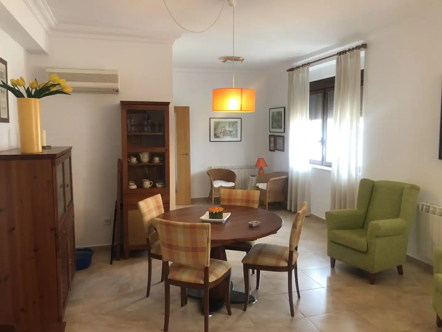 Comedor de Piso en venta en Hellín con Aire acondicionado, Calefacción y Trastero