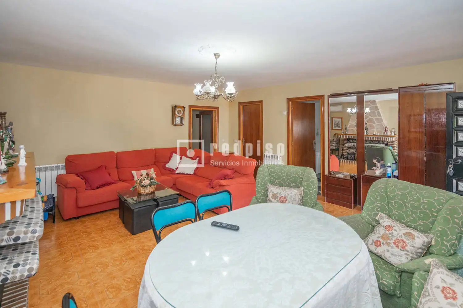 Sala de estar de Casa o chalet en venta en Palomeque con Aire acondicionado, Calefacción y Jardín privado