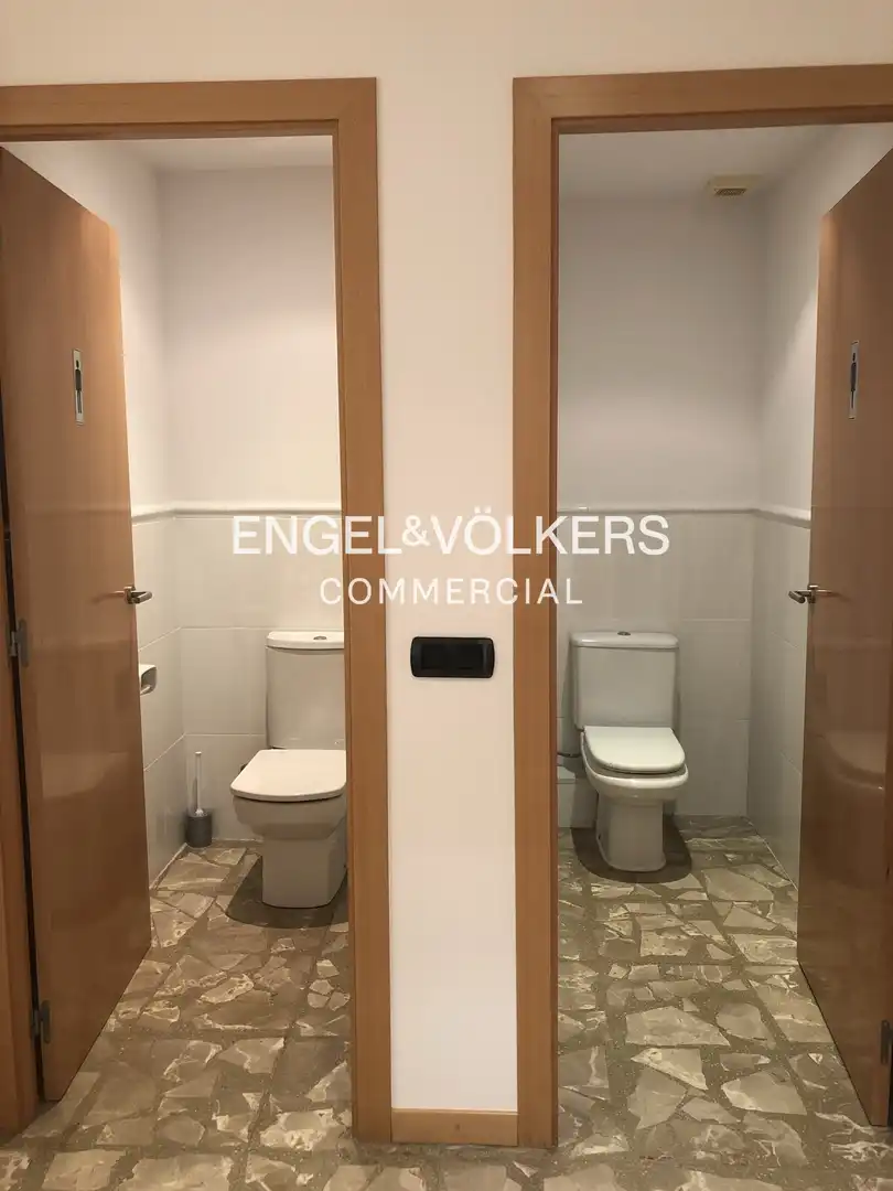 Büro zur Miete in Barcelona mit Klimaanlage und Terrasse