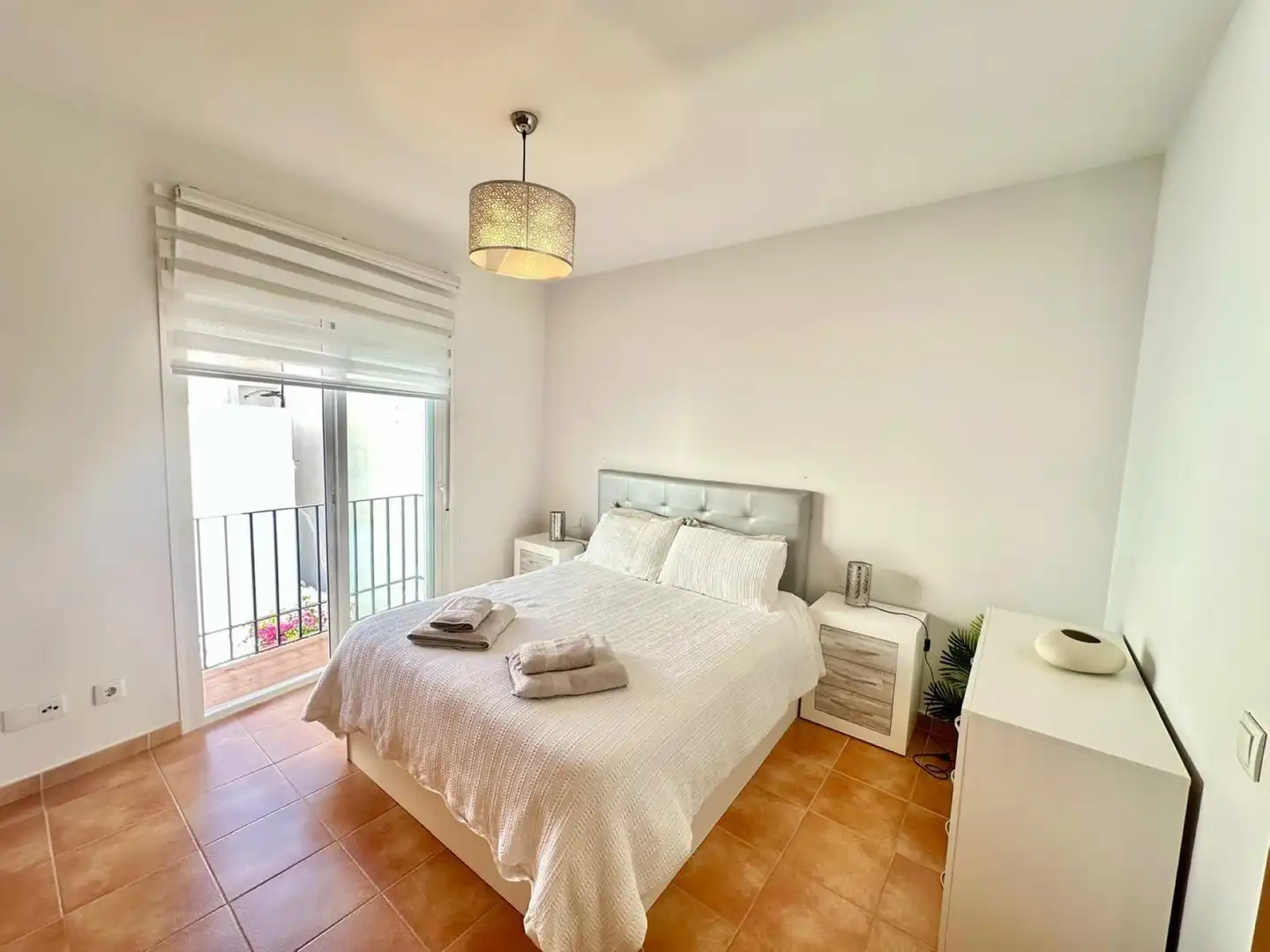 Dormitori de Dúplex en venda en Marbella amb Aire condicionat i Moblat