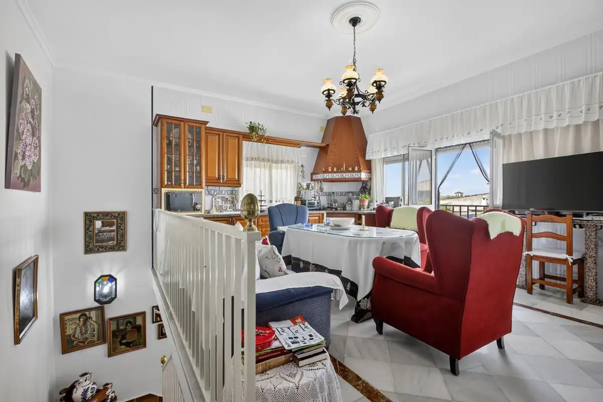 Esszimmer von Maisonette zum Verkauf in Bollullos de la Mitación mit Heizung, Privatgarten und Abstellraum