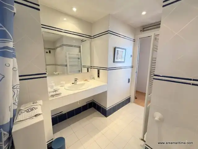 Bathroom of Detached homes for sale in Alboraya  with Air Conditioner, Parquet flooring and Terrace