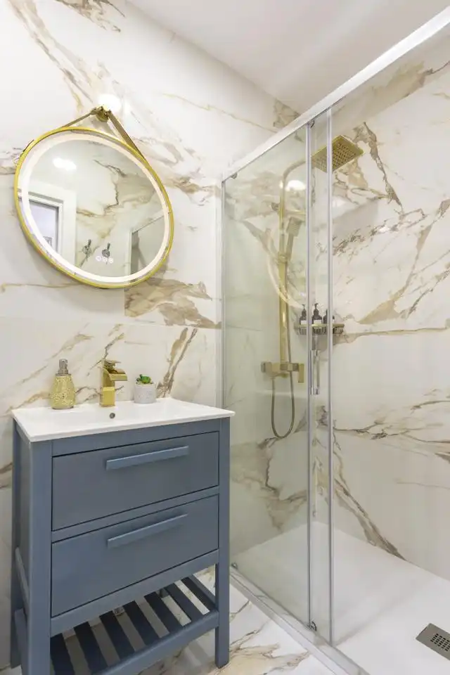 Bathroom of Apartments for sale in Benalmádena  with Air Conditioner, Terrace and Furnished