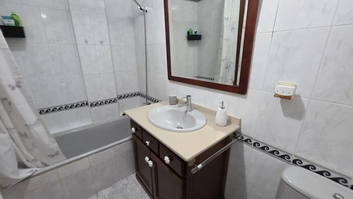 Flat for rent in Residencial Triana - Barrio Alto