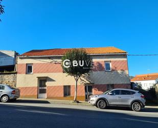 Vista exterior de Casa o xalet en venda en Arteixo amb Calefacció, Terrassa i Traster