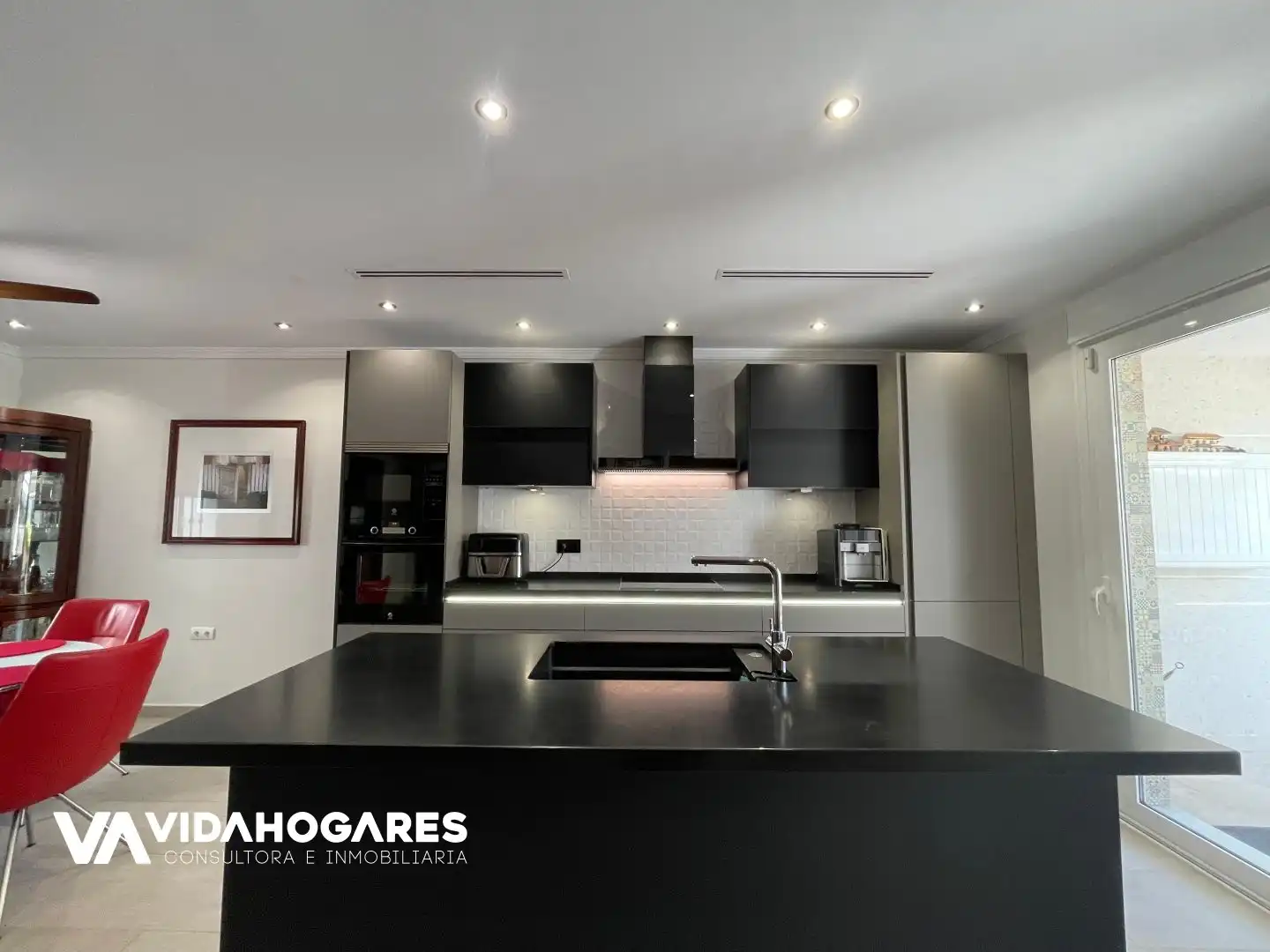 Kitchen of Houses for sale in Rota  with Air Conditioner, Heating and Terrace