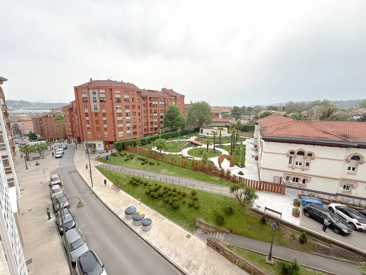 Terrassa de Pis en venda en Avilés amb Balcó