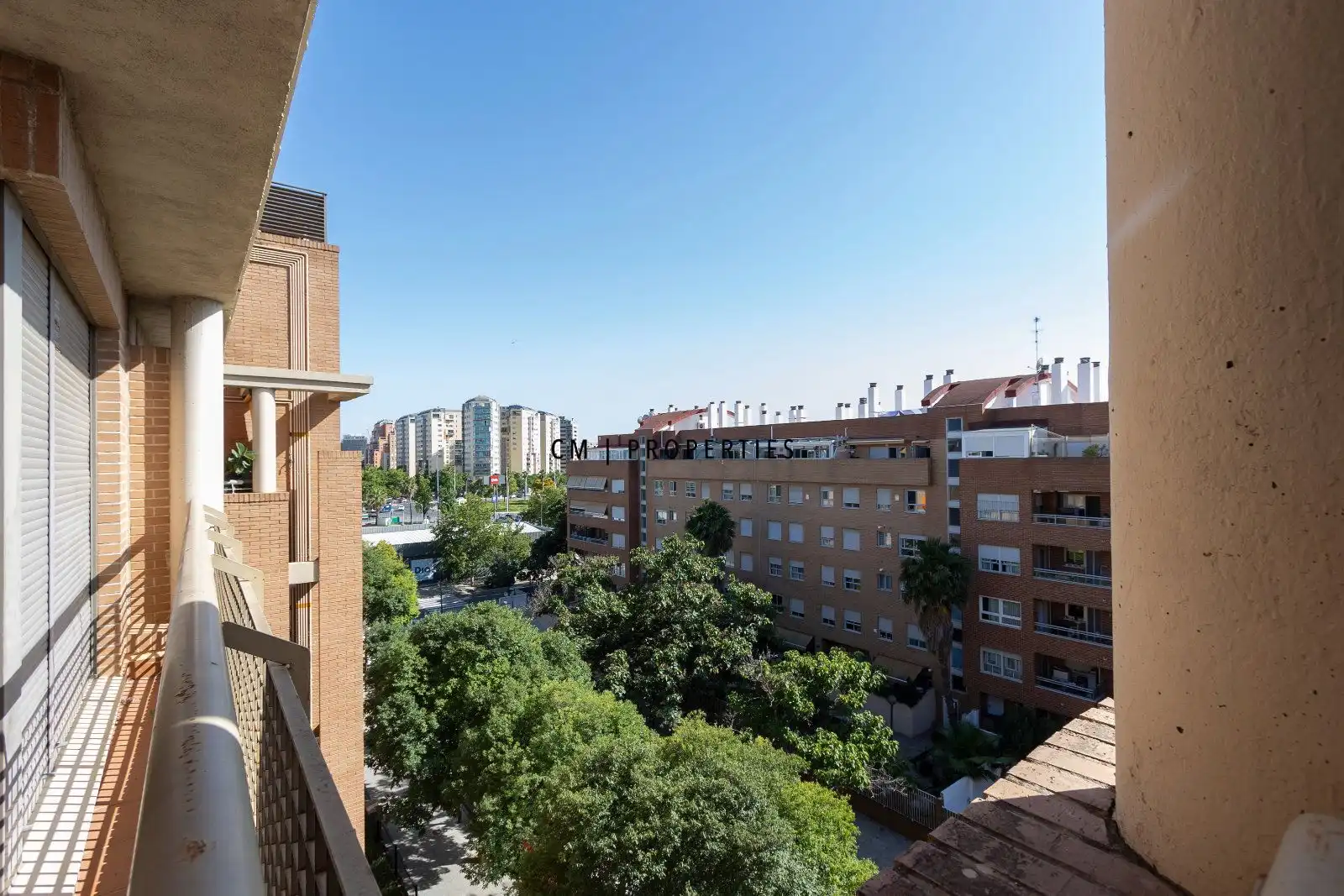 Vista exterior de Ático de alquiler en Valencia con Aire acondicionado, Calefacción y Trastero