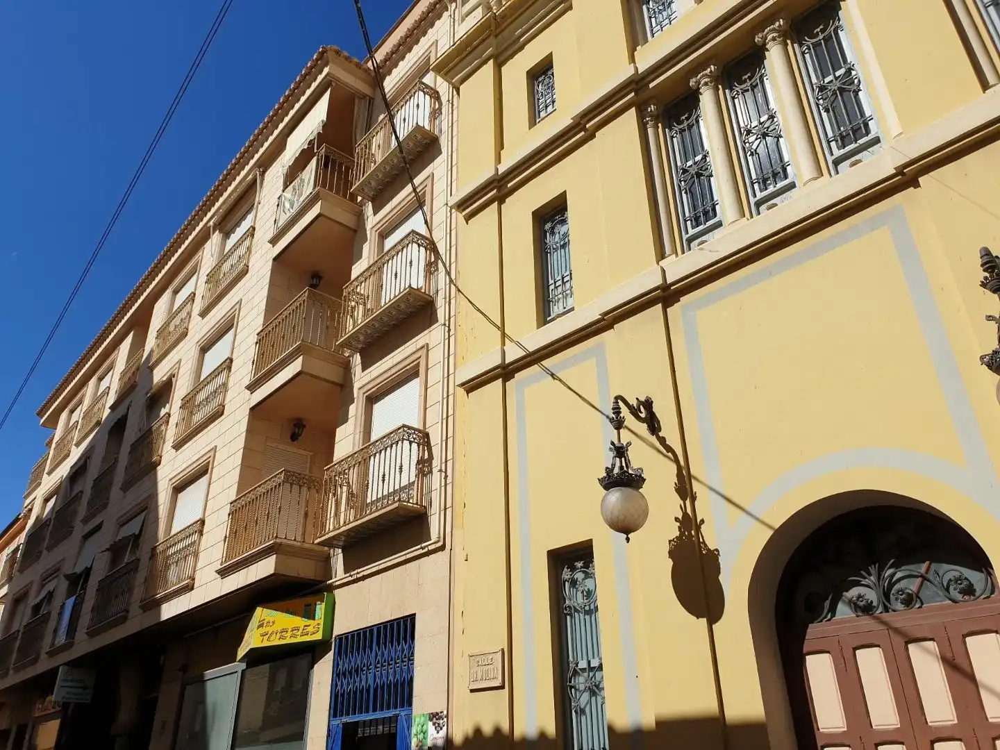 Flat with lift for sale in Doctor Molina 77