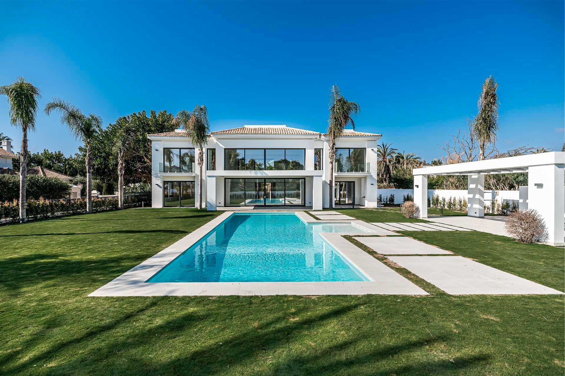 Jardí de Casa o xalet en venda en Estepona amb Aire condicionat, Jardí privat i Parquet